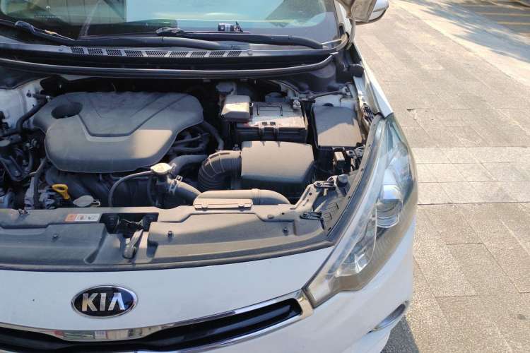 Used Kia K3S 2014 1.6L Automatic GLS Engine Bay Left
