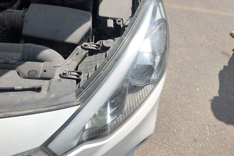 Used Kia K3S 2014 1.6L Automatic GL Engine Bay Left