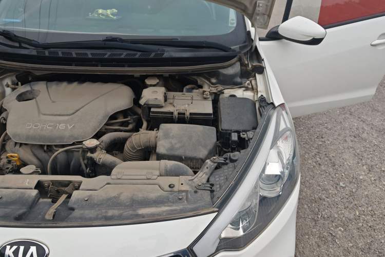 Used Kia K3S 2014 1.6L Manual GL Engine Bay Left