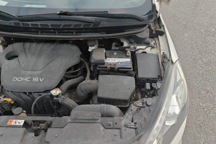 Used Kia K3S 2014 1.6L Automatic Premium Engine Bay Left