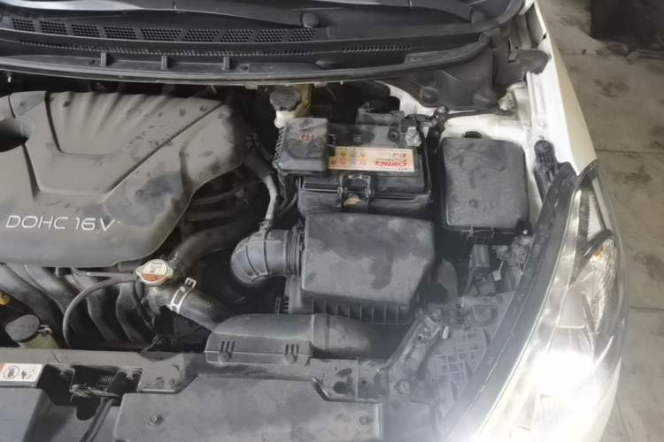 Used Kia K3S 2014 1.6L Automatic DLX Engine Bay Left