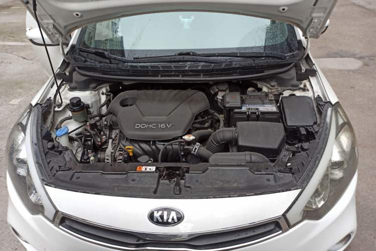 Used Kia K3S 2014 1.6L Automatic GL Engine Bay