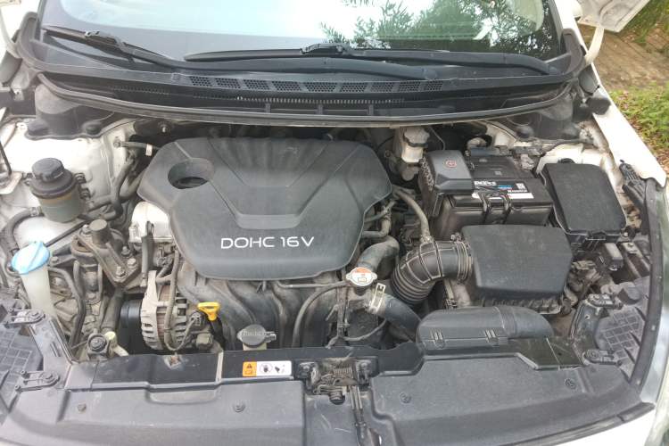 Used Kia K3S 2014 1.6L Automatic GLS Engine Bay