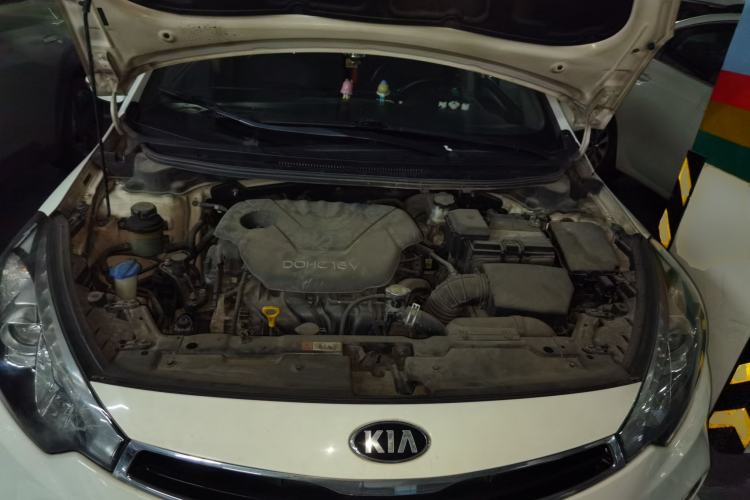 Used Kia K3S 2014 1.6L Automatic GLS Engine Bay