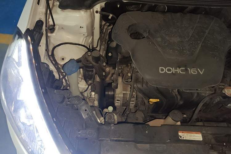 Used Kia K3S 2014 1.6L Automatic DLX Engine Bay Right