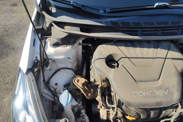 Used Kia K3S 2014 1.6L Automatic Premium Engine Bay Right