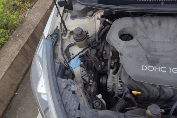 Used Kia K3S 2014 1.6L Automatic GLS Engine Bay Right