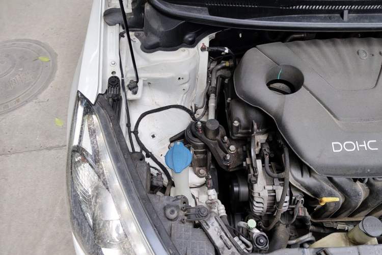 Used Kia K3S 2014 1.6L Automatic DLX Engine Bay Right