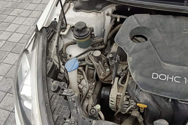 Used Kia K3S 2014 1.6L Automatic GLS Engine Bay Right