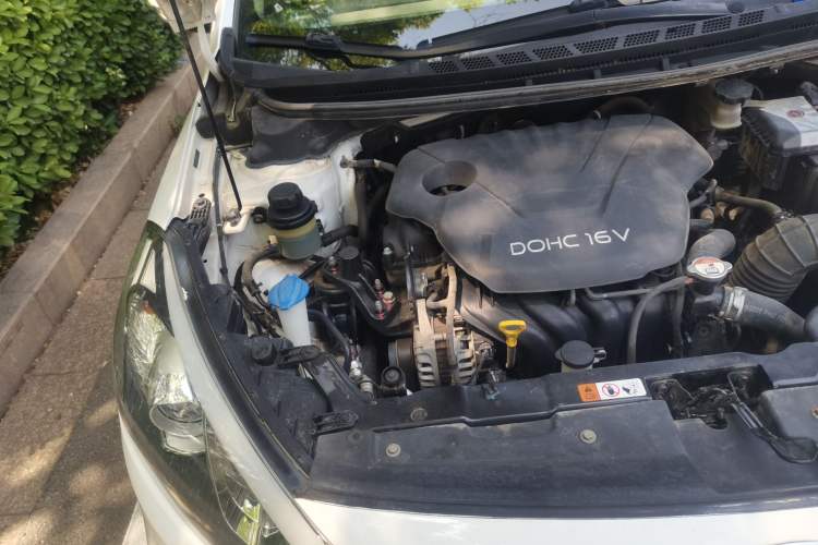 Used Kia K3S 2014 1.6L Automatic GL Engine Bay Right