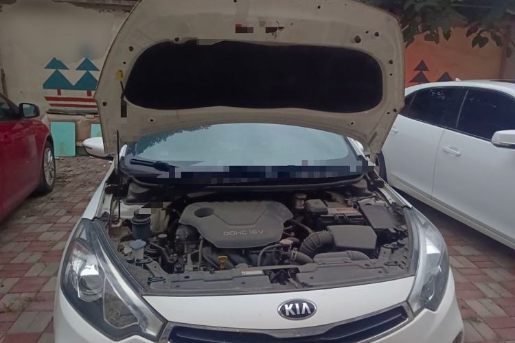 Used Kia K3S 2014 1.6L Automatic GLS Engine Bay