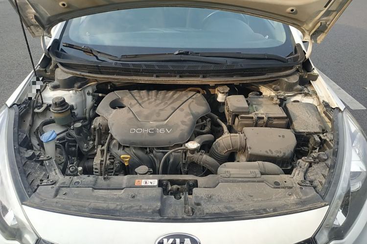 Used Kia K3S 2014 1.6L Manual GLS Engine Bay