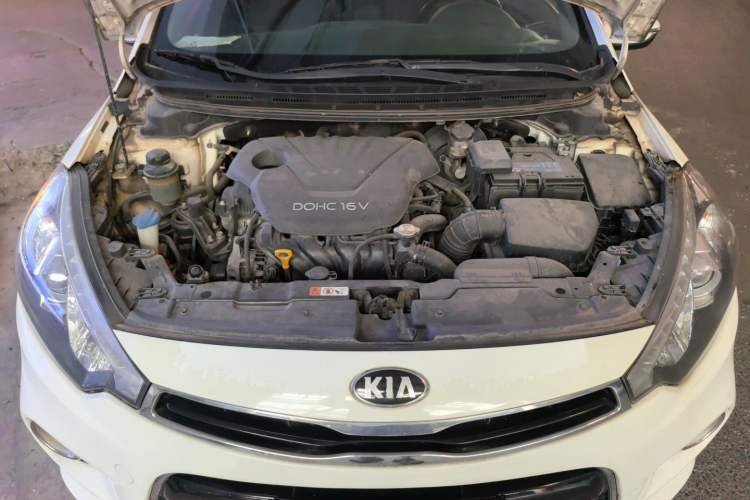 Used Kia K3S 2014 1.6L Manual GLS Engine Bay