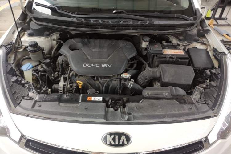 Used Kia K3S 2014 1.6L Automatic GLS Engine Bay