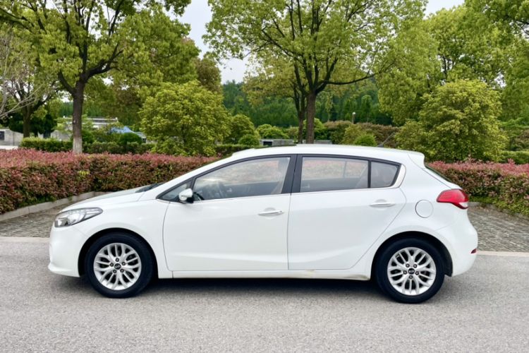 Used Kia K3S 2014 1.6L Automatic GLS Exterior 5