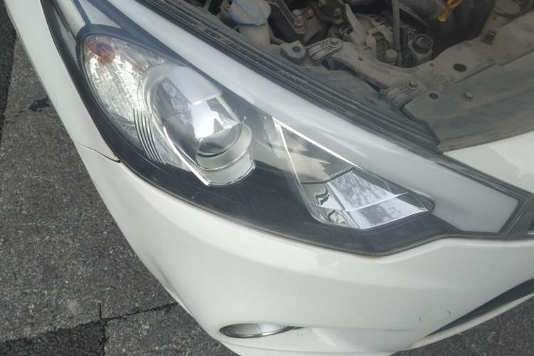 Used Kia K3S 2014 1.6L Automatic GL Exterior 6
