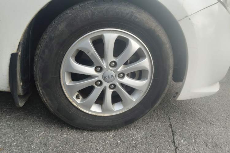 Used Kia K3S 2014 1.6L Automatic GL Exterior 7