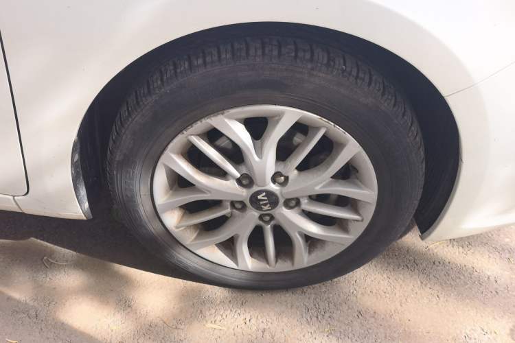 Used Kia K3S 2014 1.6L Automatic DLX Exterior 7