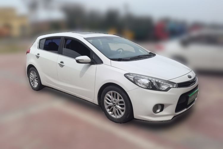 Used Kia K3S 2014 1.6L Automatic GLS Front Right 45 Deg