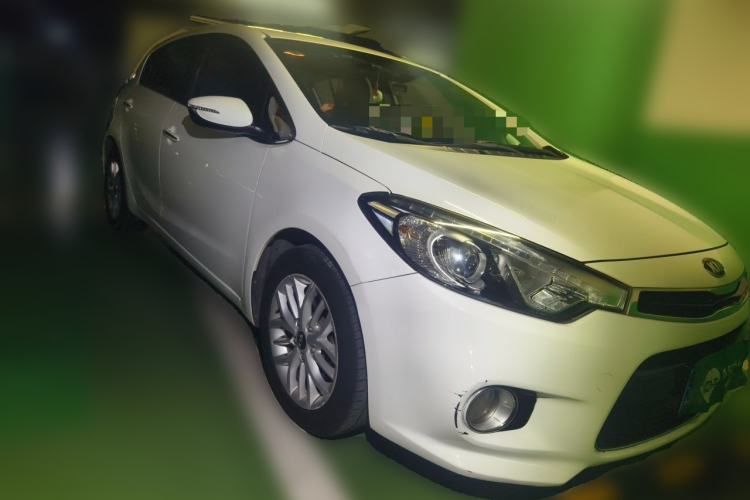 Used Kia K3S 2014 1.6L Automatic GLS Front Right 45 Deg