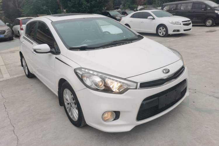 Used Kia K3S 2014 1.6L Automatic DLX Front Right 45 Deg