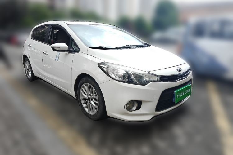 Used Kia K3S 2014 1.6L Automatic DLX Front Right 45 Deg