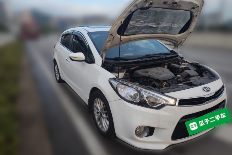 Used Kia K3S 2014 1.6L Automatic GLS Front Right 45 Deg