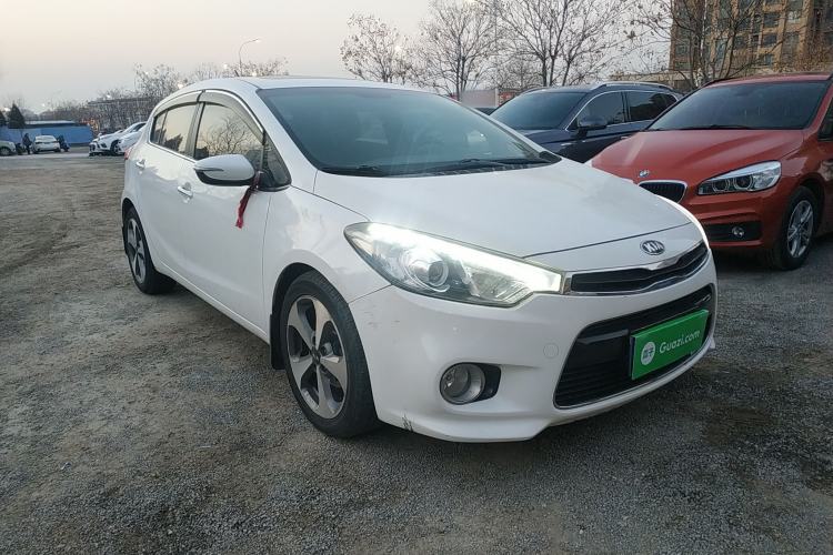 Used Kia K3S 2014 1.6L Automatic DLX Front Right 45 Deg