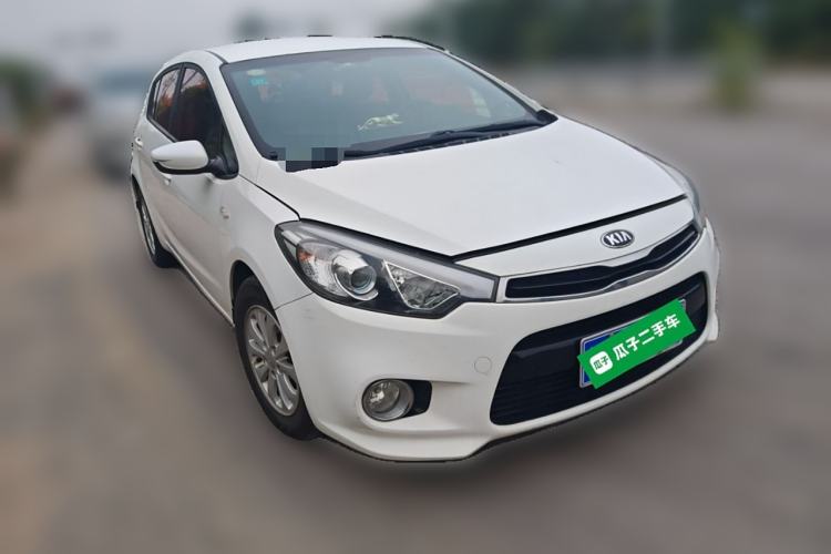 Used Kia K3S 2014 1.6L Manual GL Front Right 45 Deg