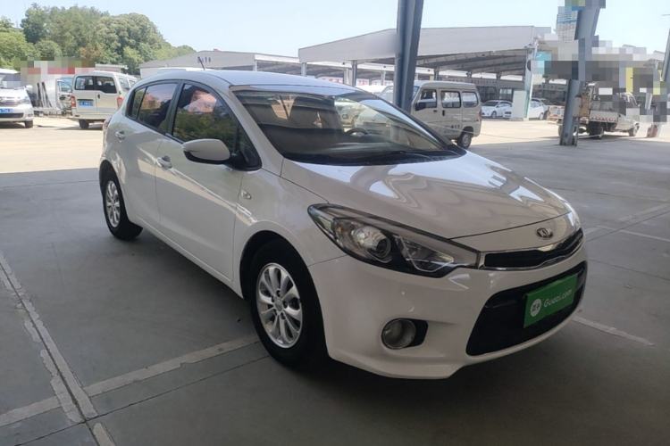 Used Kia K3S 2014 1.6L Manual GL Front Right 45 Deg
