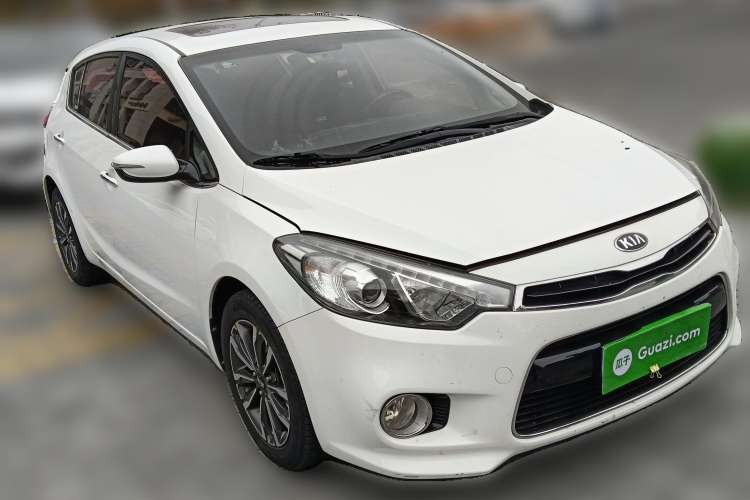 Used Kia K3S 2014 1.6L Automatic GLS Front Right 45 Deg