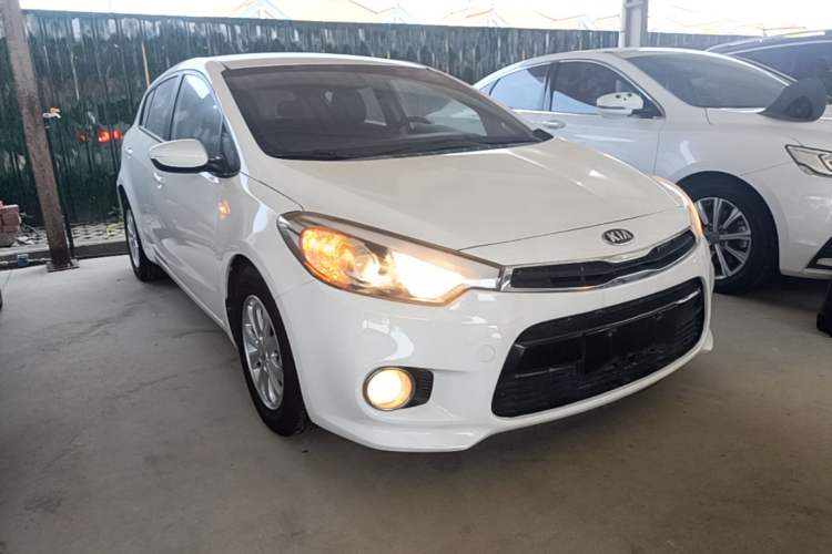 Used Kia K3S 2014 1.6L Automatic GL Front Right 45 Deg