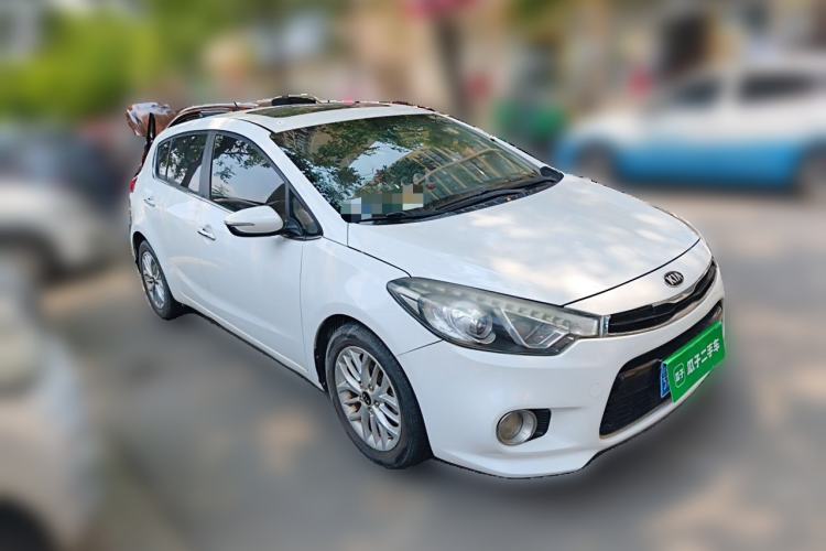 Used Kia K3S 2014 1.6L Automatic GLS Front Right 45 Deg