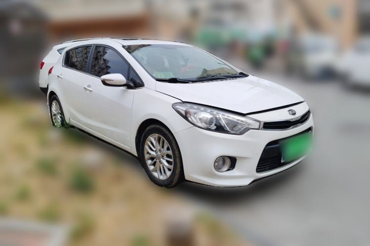 Used Kia K3S 2014 1.6L Automatic GLS Front Right 45 Deg