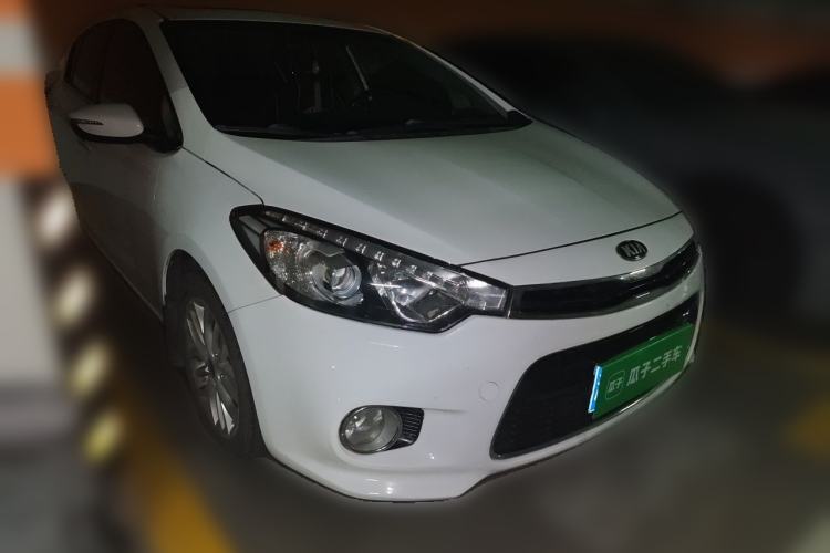 Used Kia K3S 2014 1.6L Automatic GLS Front Right 45 Deg