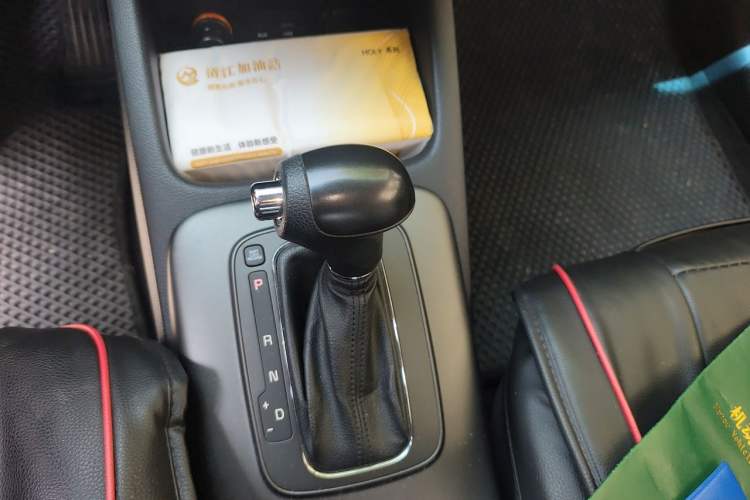 Used Kia K3S 2014 1.6L Automatic GL Gear Lever