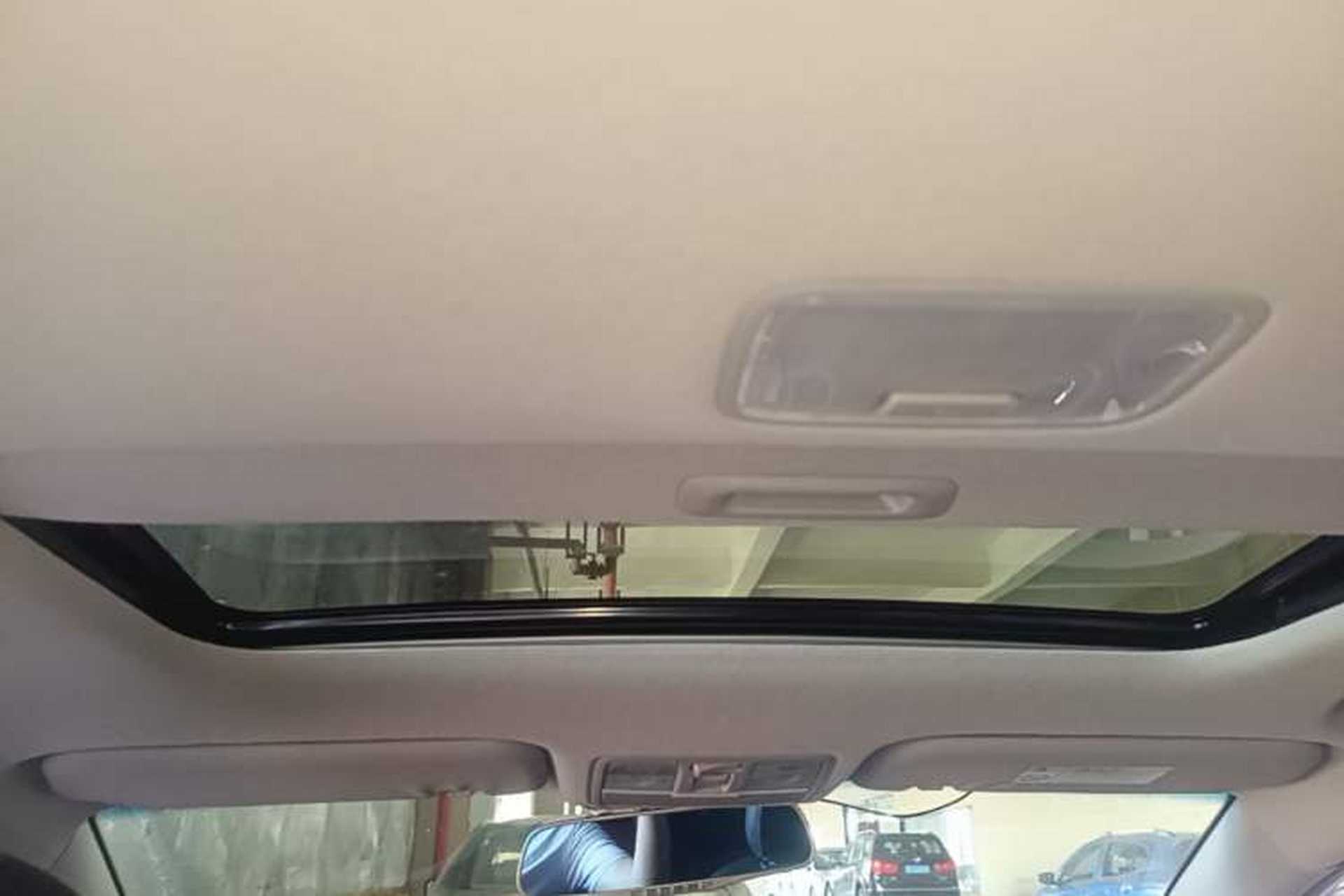 Used Kia K3S 2014 1.6L Automatic GLS Headliner