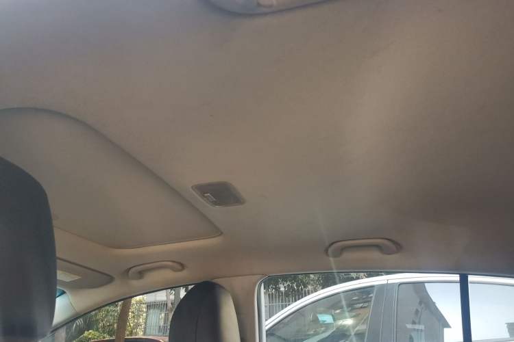 Used Kia K3S 2014 1.6L Automatic DLX Headliner