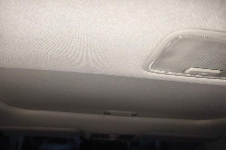 Used Kia K3S 2014 1.6L Automatic GLS Headliner