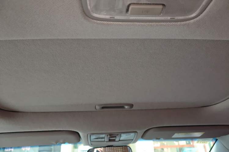 Used Kia K3S 2014 1.6L Automatic GLS Headliner