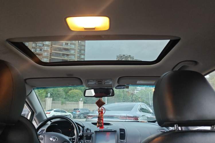 Used Kia K3S 2014 1.6L Automatic Premium Headliner