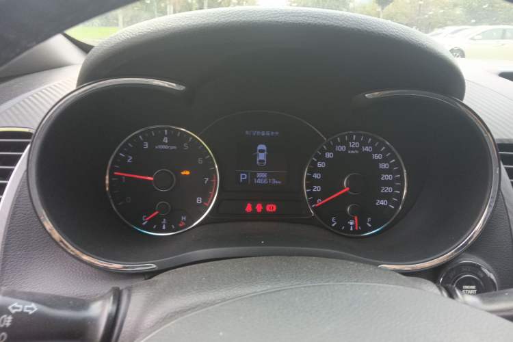 Used Kia K3S 2014 1.6L Automatic GLS Instrument Cluster