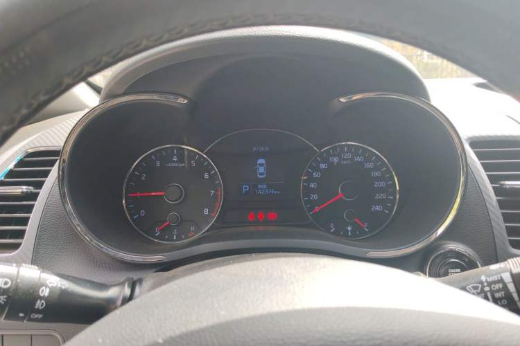 Used Kia K3S 2014 1.6L Automatic GLS Instrument Cluster