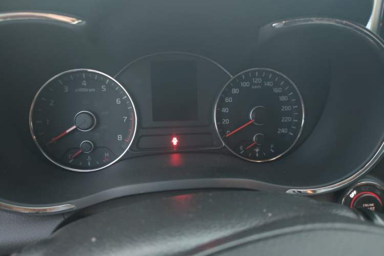 Used Kia K3S 2014 1.6L Automatic GLS Instrument Cluster