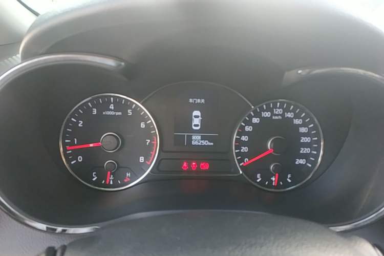 Used Kia K3S 2014 1.6L Manual GL Instrument Cluster