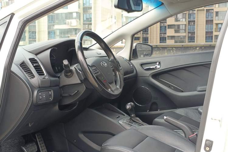 Used Kia K3S 2014 1.6L Automatic Premium Interior 11
