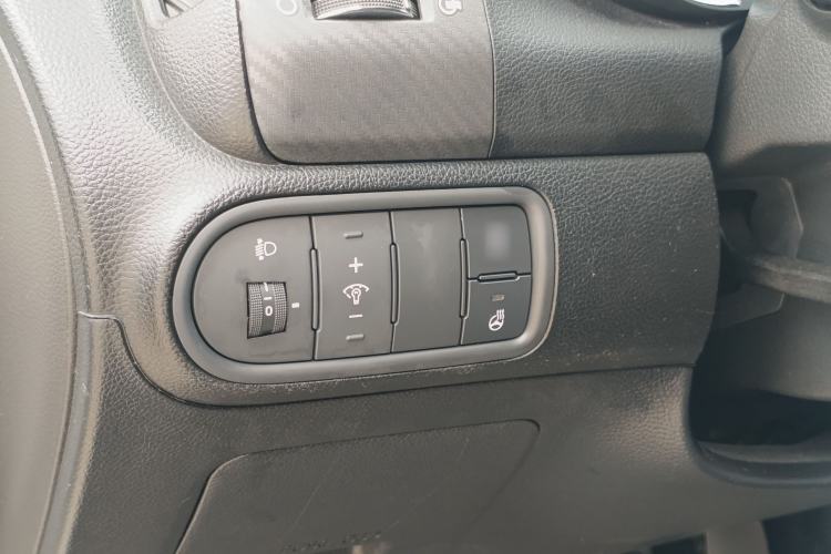 Used Kia K3S 2014 1.6L Automatic Premium Interior 12