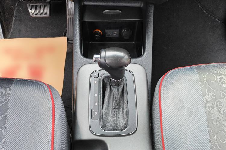 Used Kia K3S 2014 1.6L Automatic GLS Interior 5
