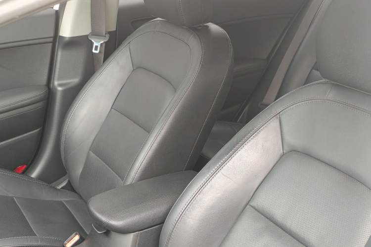 Used Kia K3S 2014 1.6L Automatic Premium Interior 7