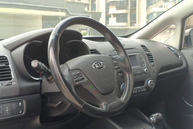 Used Kia K3S 2014 1.6L Automatic Premium Interior 9